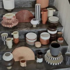 OYOY Living Design Assiettes Plates Assiette à Dîner Marron 100% Porcelaine Ø26cm -Assiettes Soldes Magasin assiette a diner marron 100 porcelaine oe26cm 2