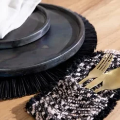 Bazar Bizar Assiettes Plates Assiette En Terracotta Grande Noire -Assiettes Soldes Magasin assiette en terracotta grande noire 2