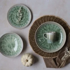 Novastyl Assiettes Creuses Lot De 6 Assiettes Calotte En Porcelaine émaillée Verte D21,5cm -Assiettes Soldes Magasin lot de 6 assiettes calotte en porcelaine emaillee verte d21 5cm 4
